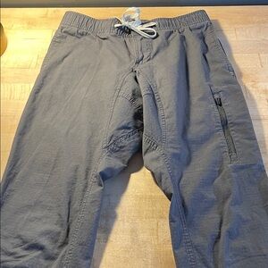 Vuori Ripstop Ladies XS Grey Pants!